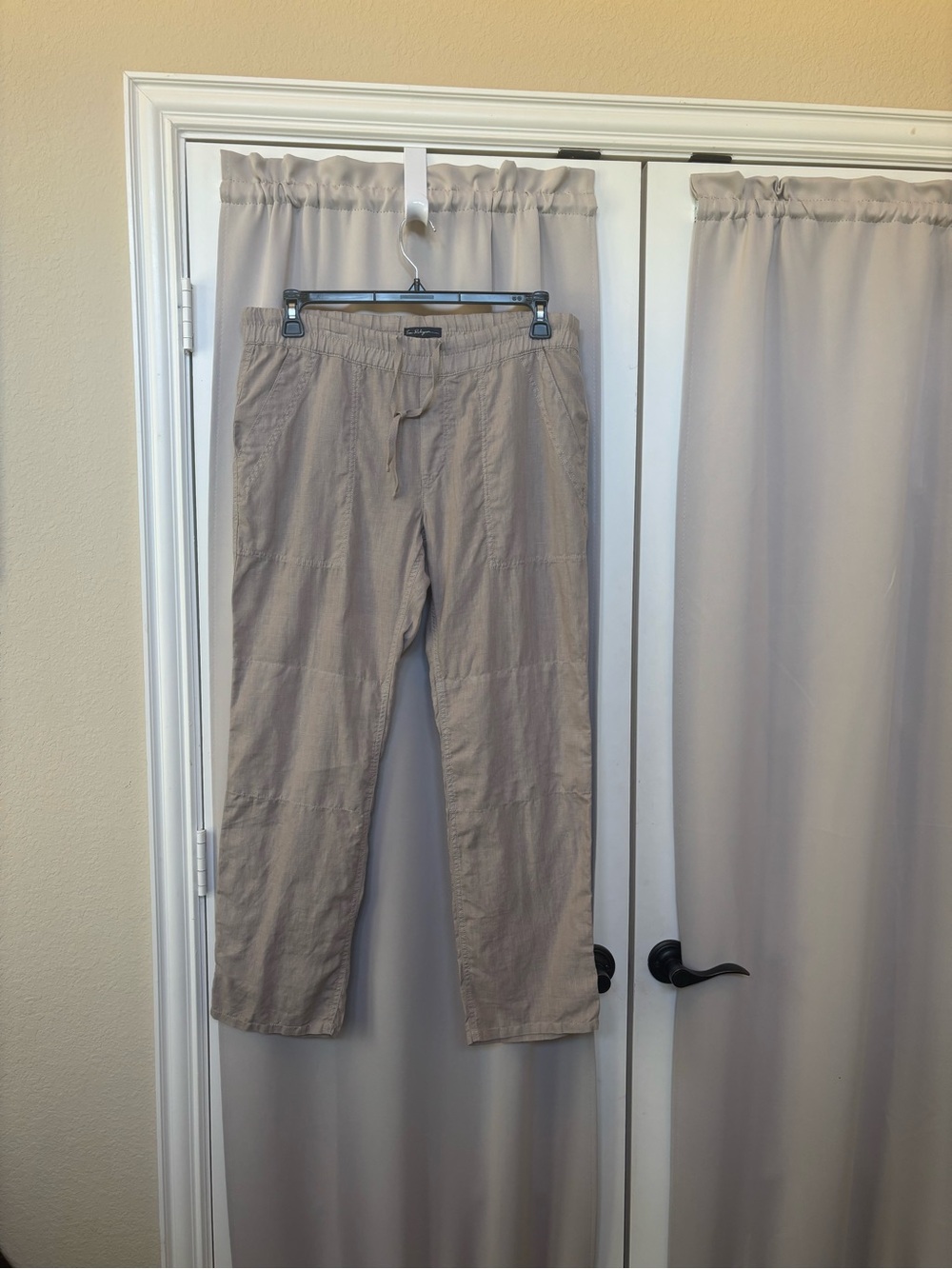 True Religion Straight Leg Drawstring Linen Pants in Light Khaki